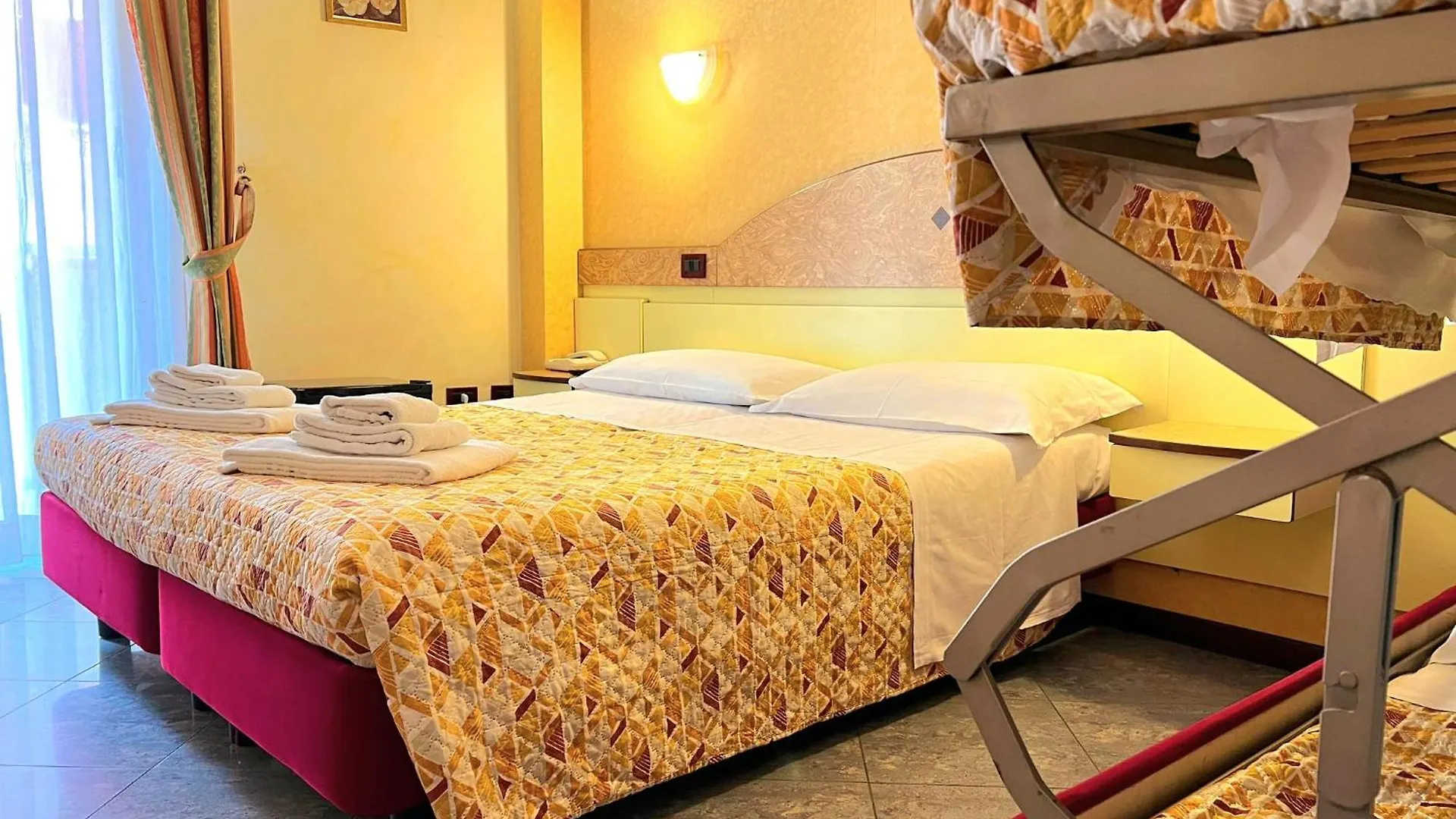 Hotel Soleblu リミニ