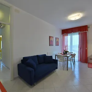 https://residence-mariavittoria.hotelslidodijesolo.com